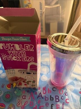 Pink Iridescent Party Tumbler with Straw and Lid 4+